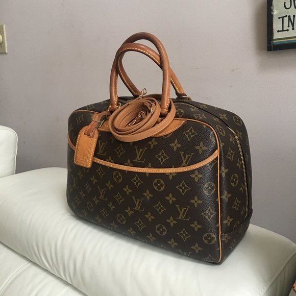 Louis Vuitton Handbags - Louis Vuitton Deauville Tote/Crossbody